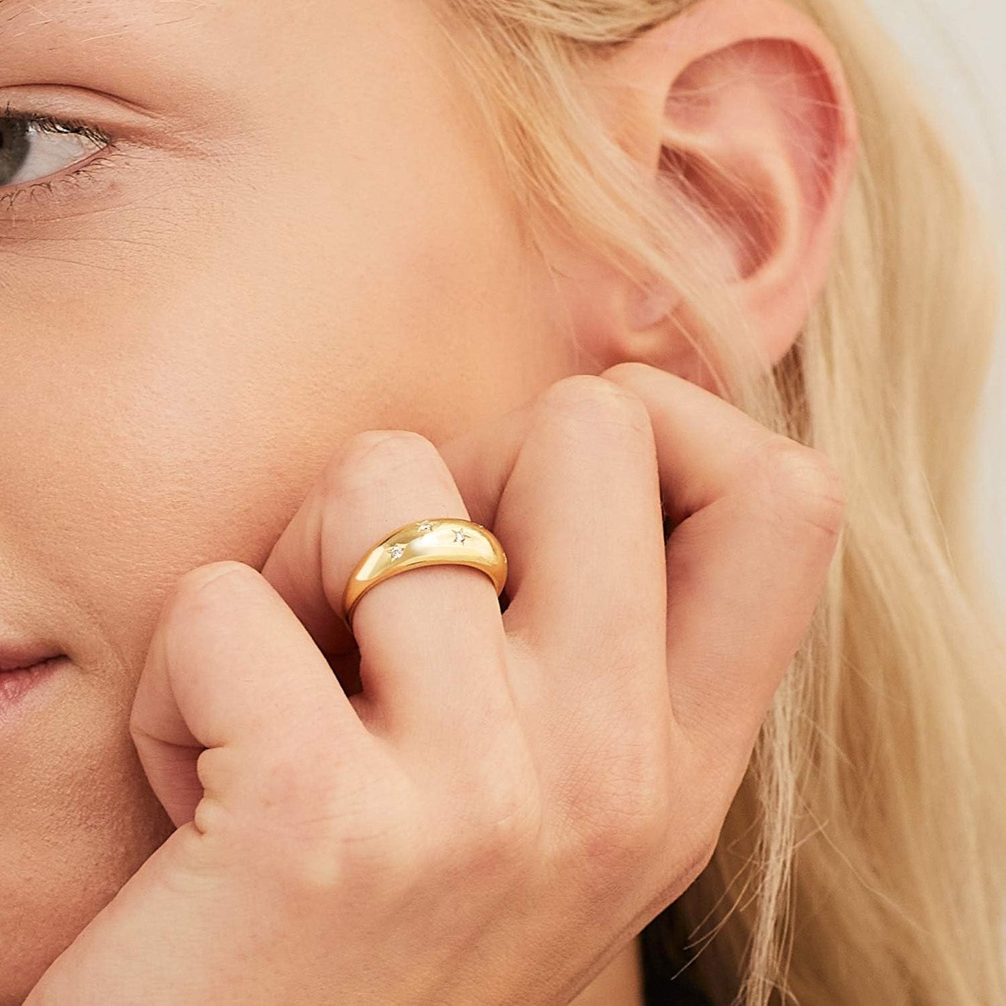 ELARA RING
